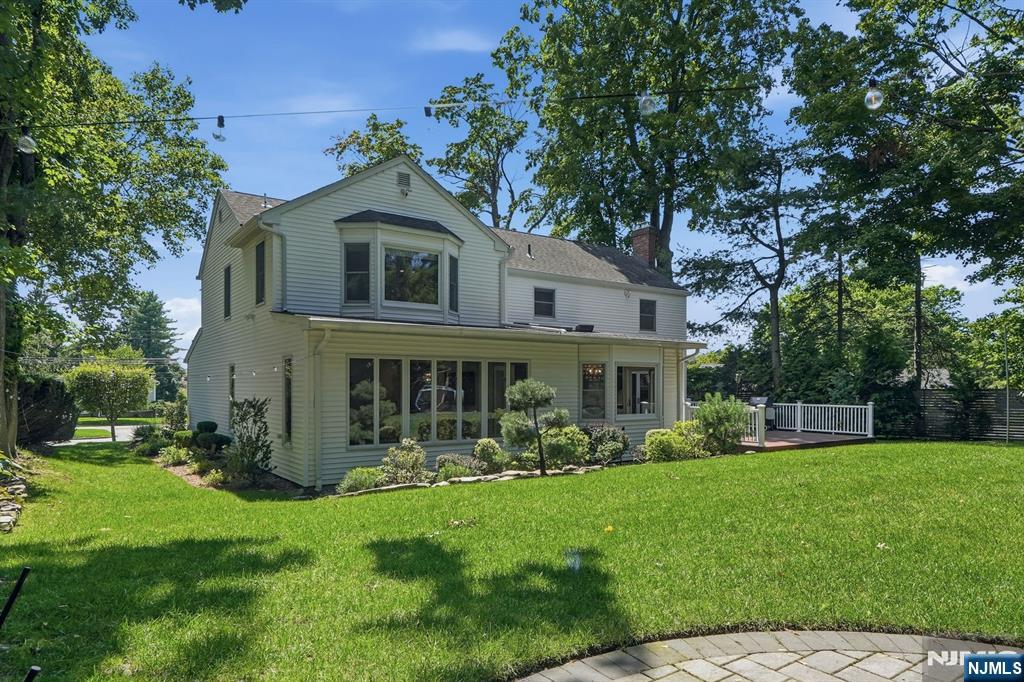 97 Lawrence Parkway