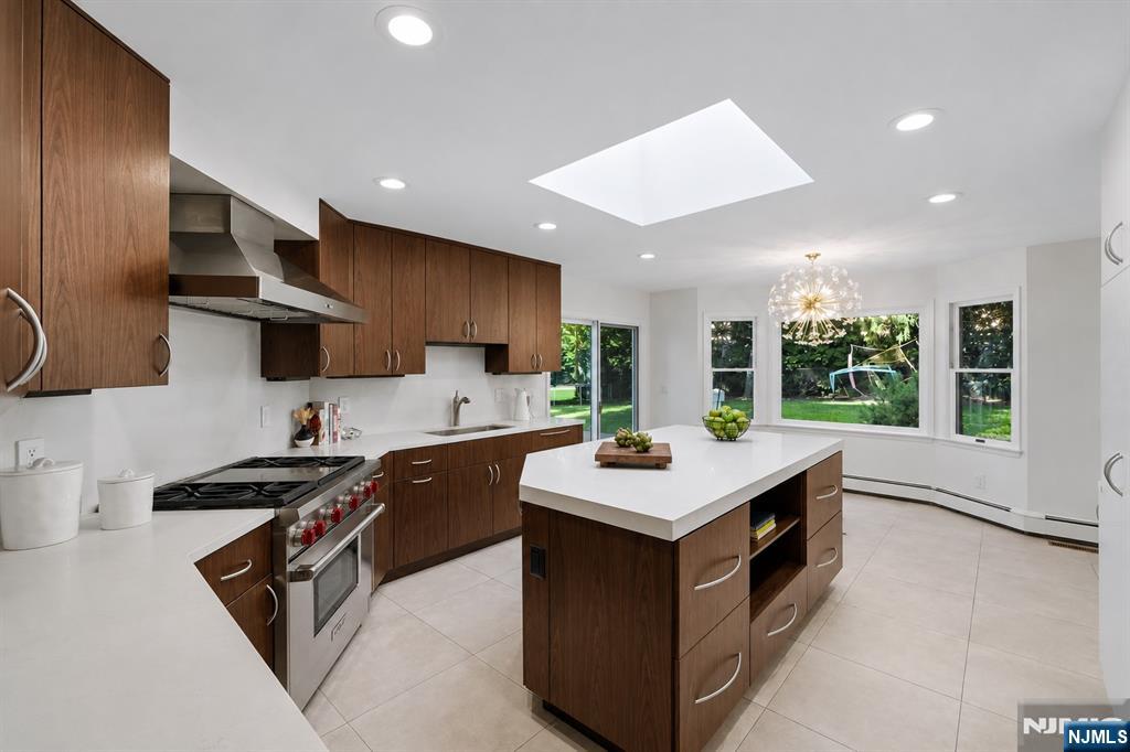 97 Lawrence Parkway