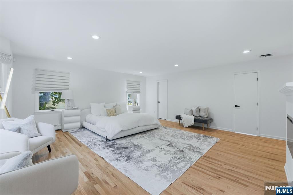 97 Lawrence Parkway