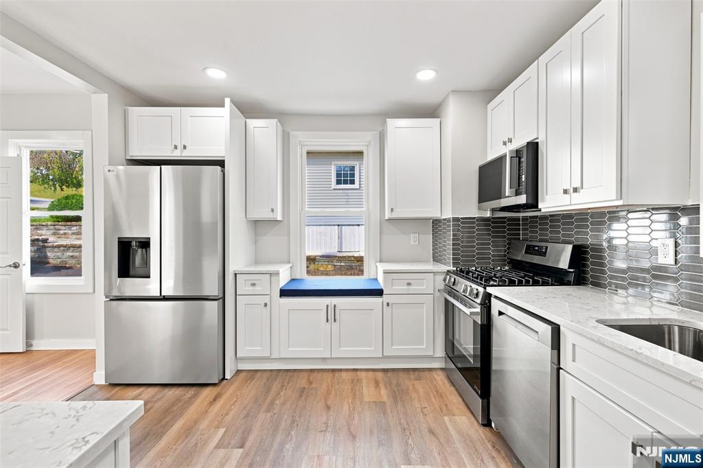 33 Mohawk Avenue