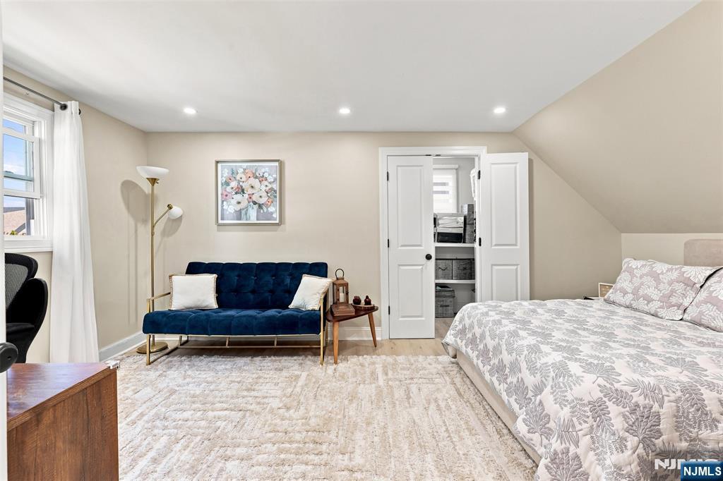 49 Falmouth Avenue
