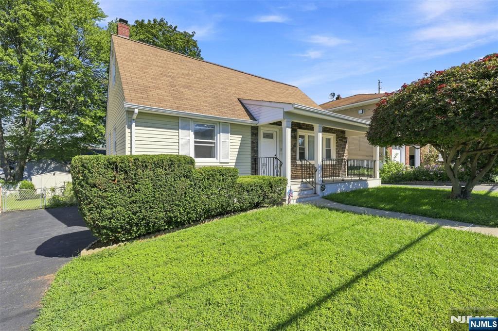49 Falmouth Avenue