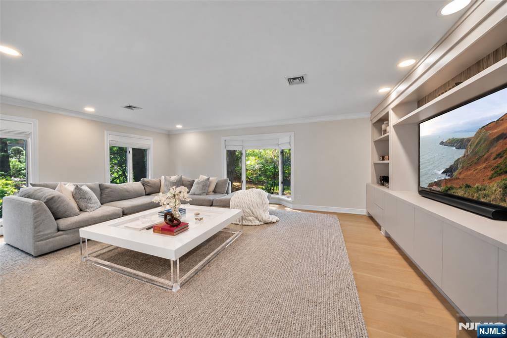 72 Adams Drive