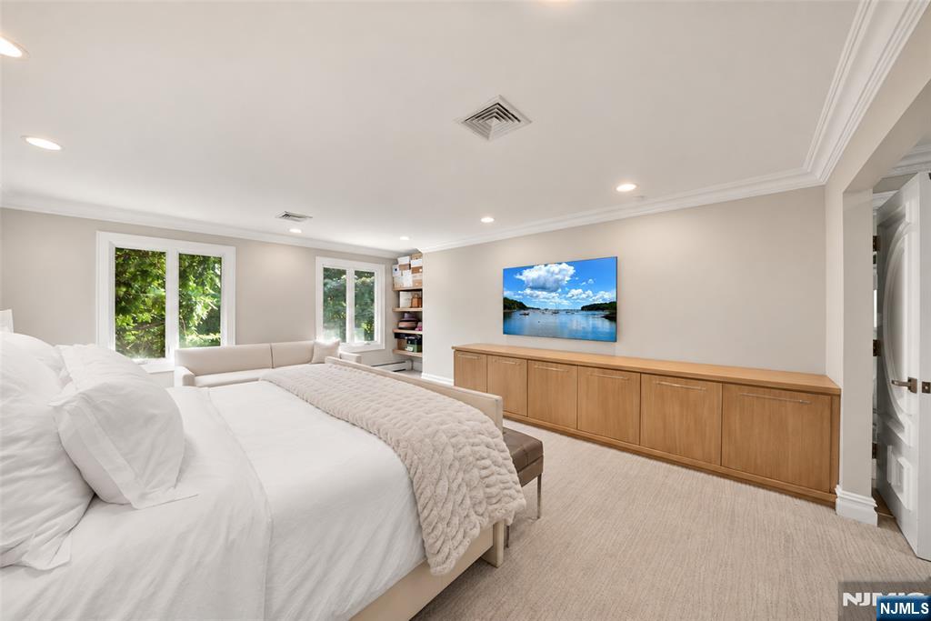 72 Adams Drive