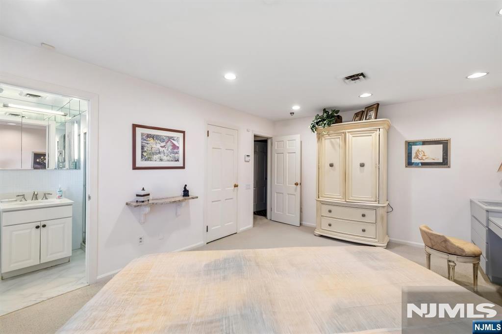 11 Merritt Drive