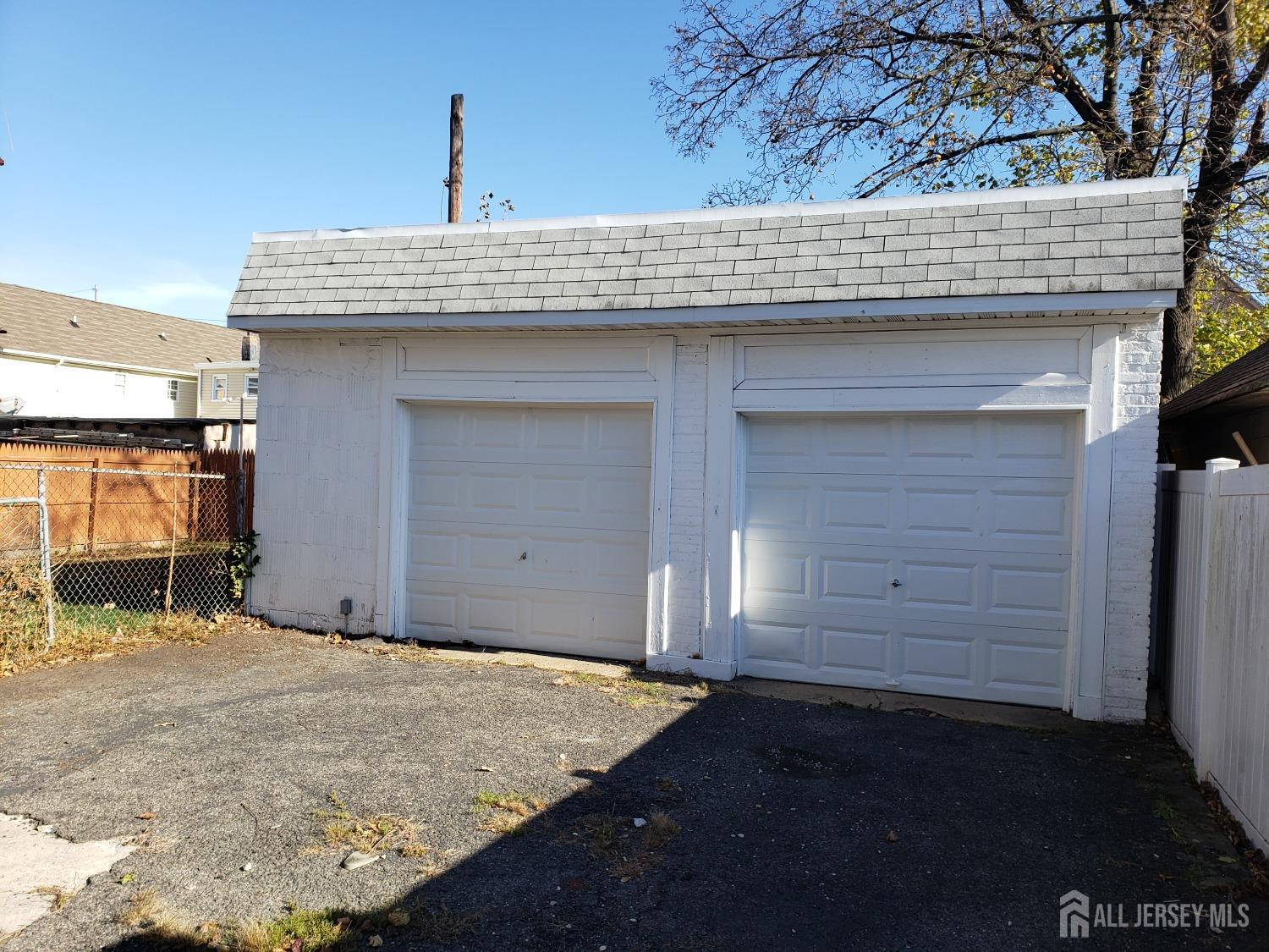 610 Cortlandt Street