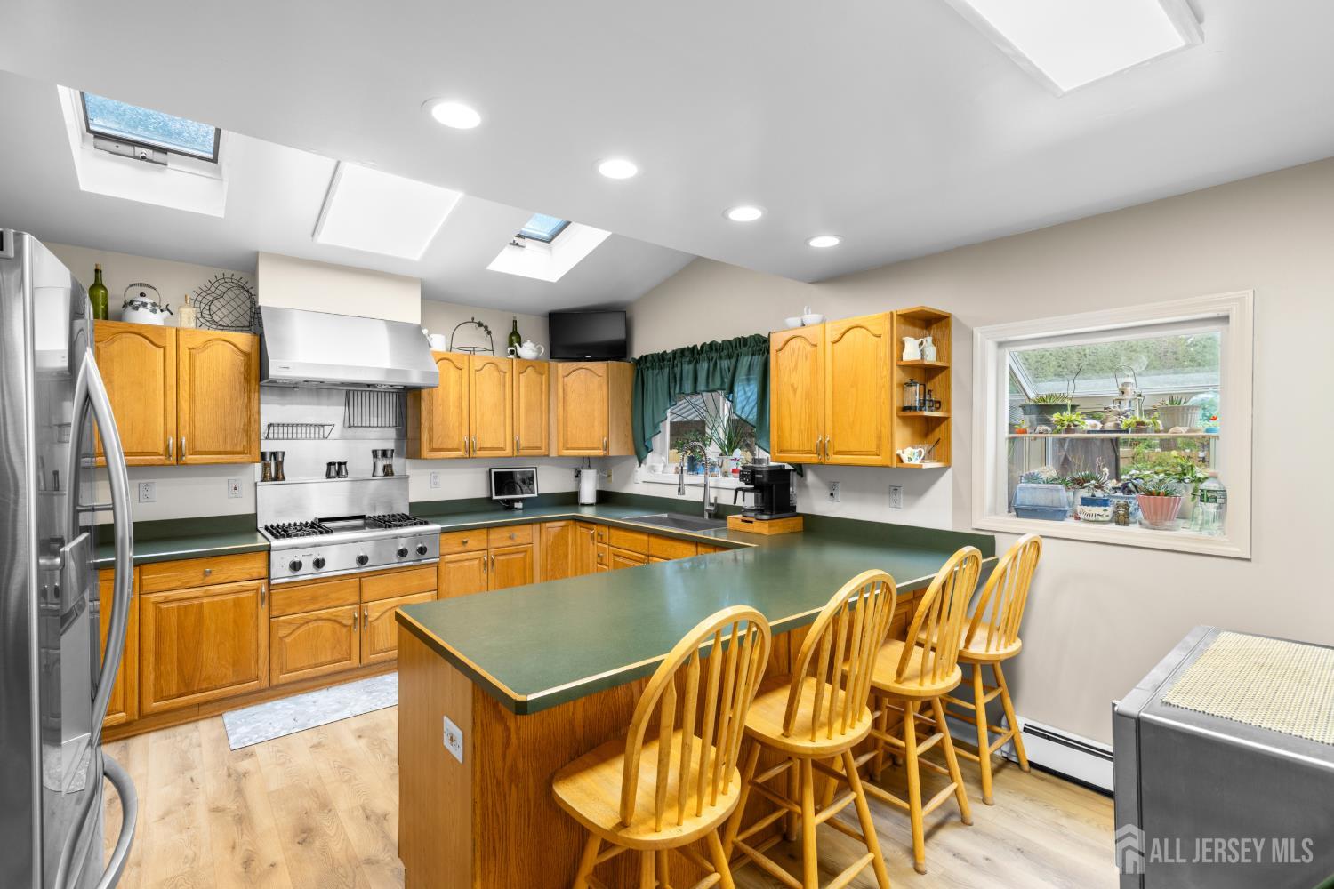 1591 W Princeton Avenue