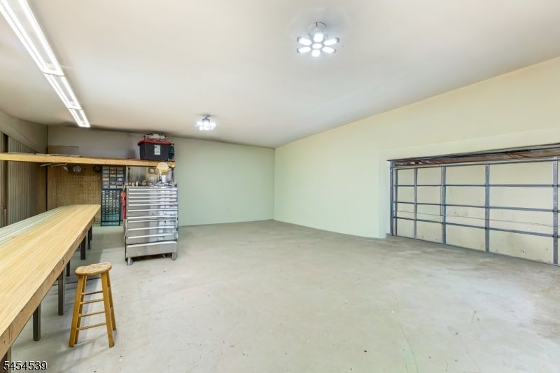 1591 W Princeton Ave