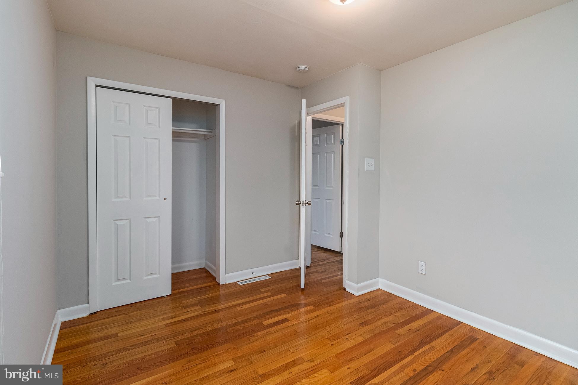 7 KING AVENUE