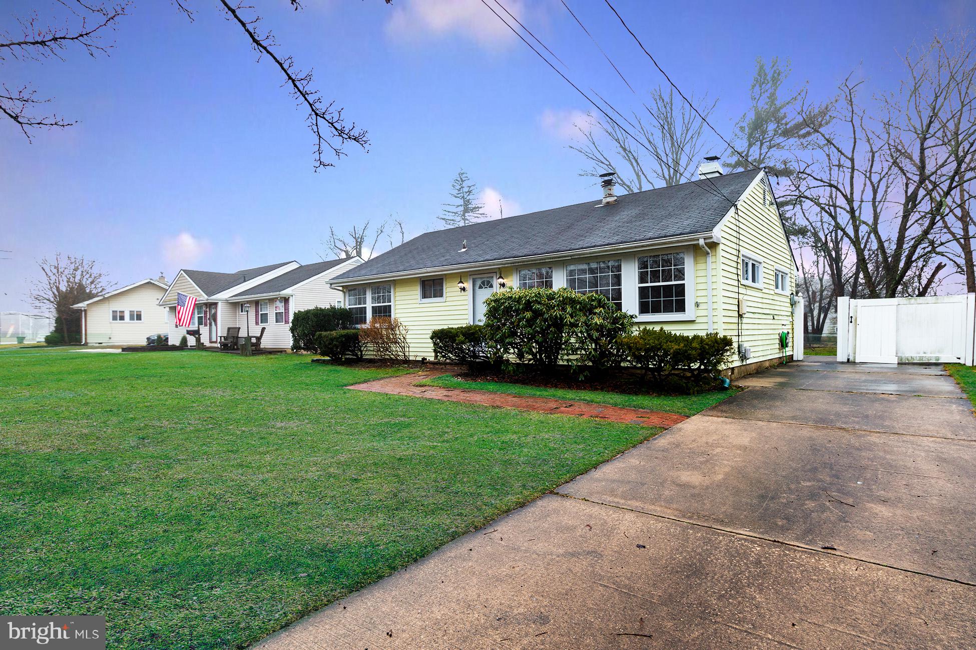 7 KING AVENUE