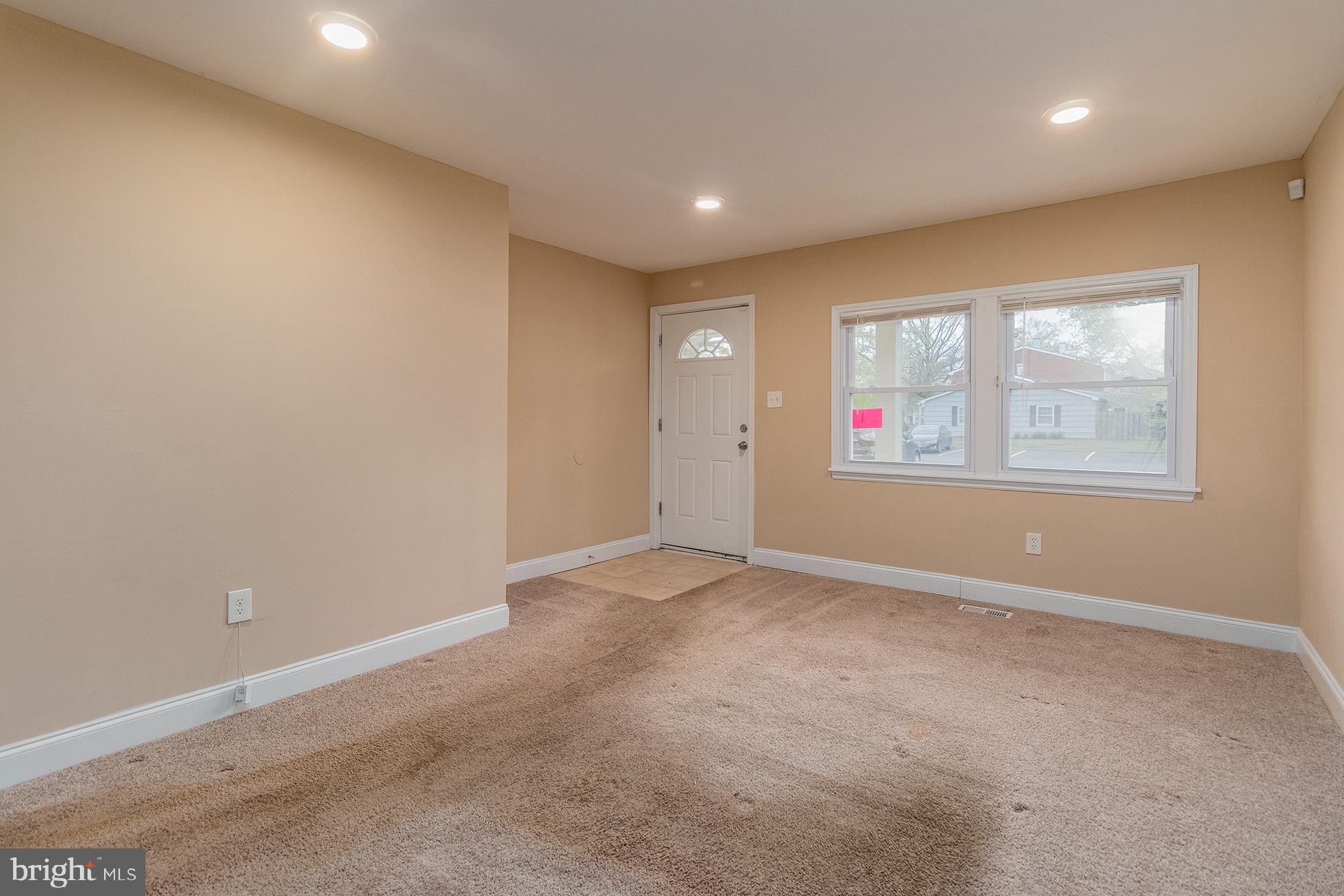 28 RALEIGH PLACE