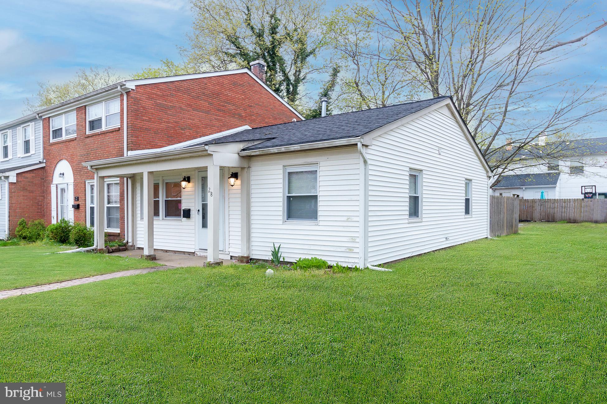 28 RALEIGH PLACE