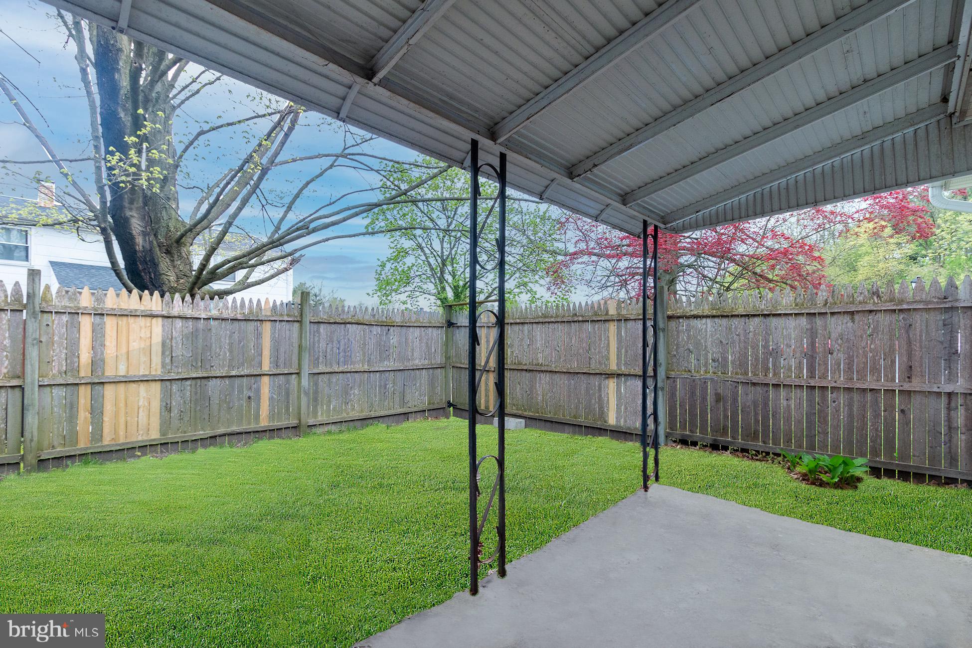 28 RALEIGH PLACE