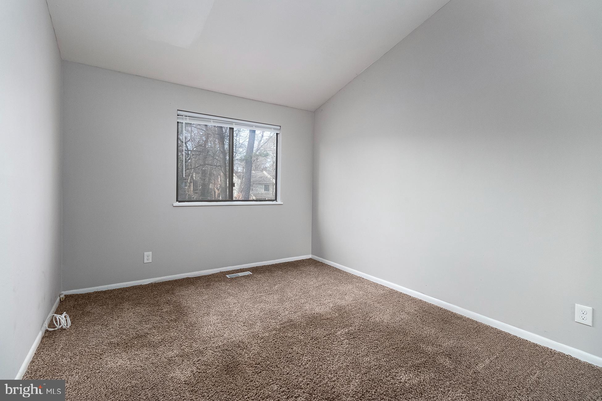7 DORSET DRIVE