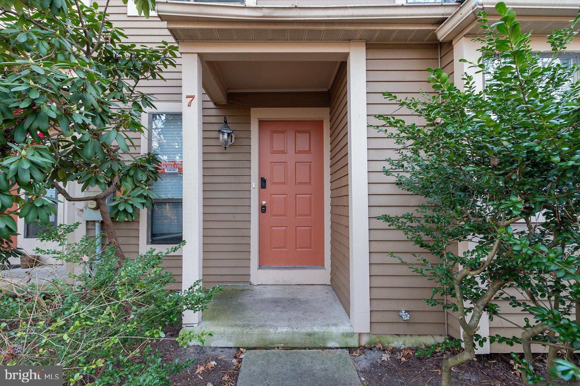 7 DORSET DRIVE