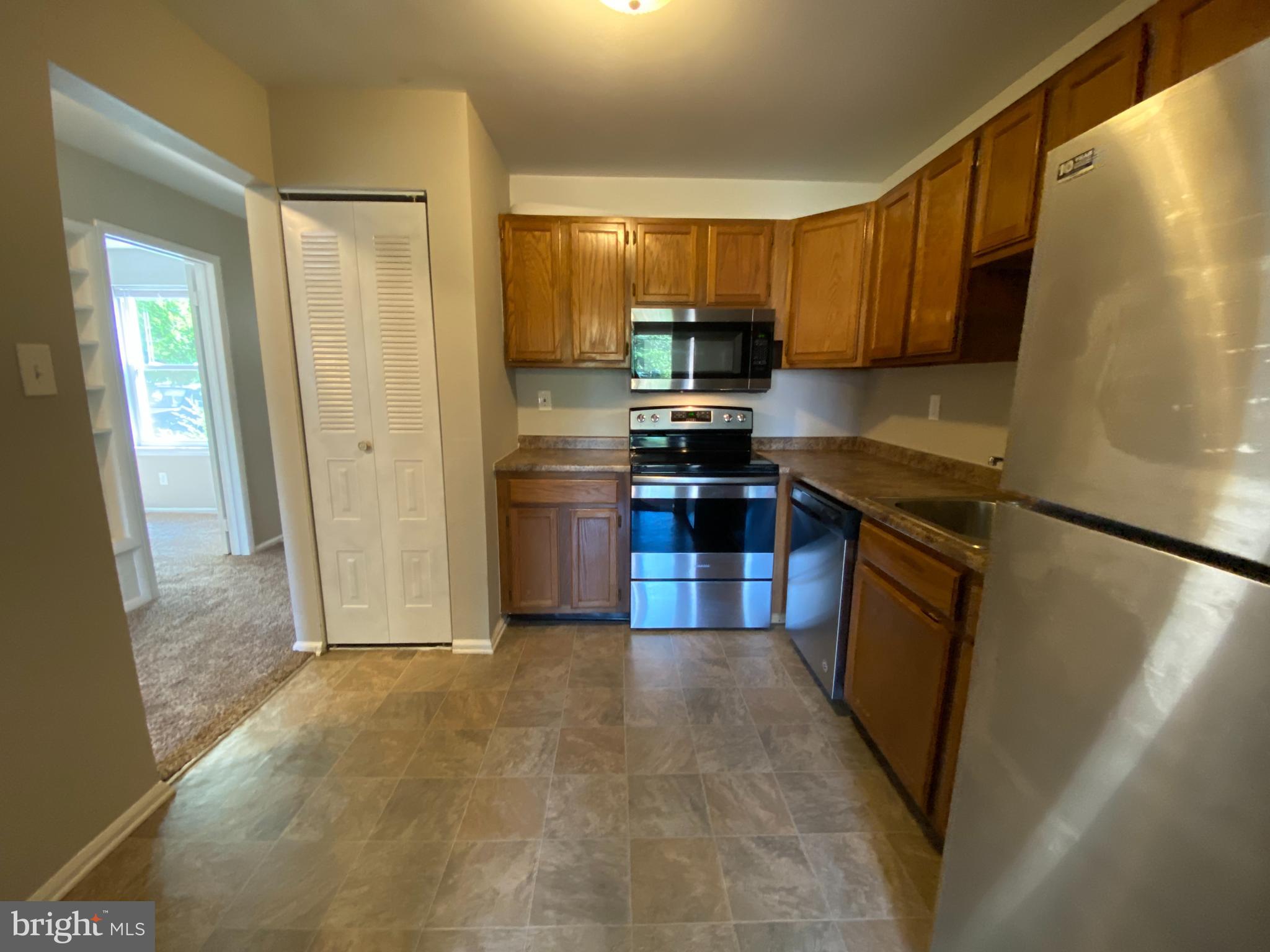 70 OAKCREST LANE