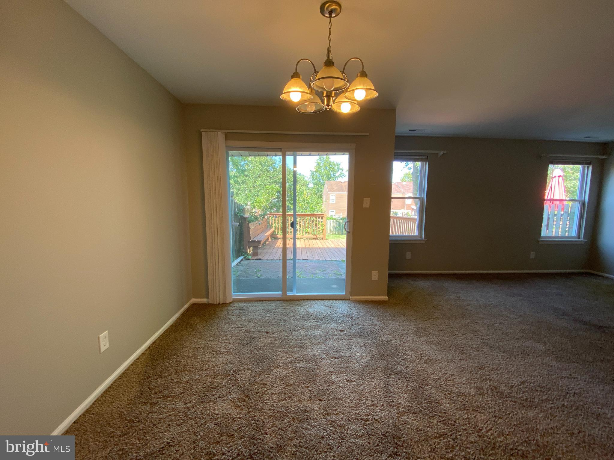 70 OAKCREST LANE