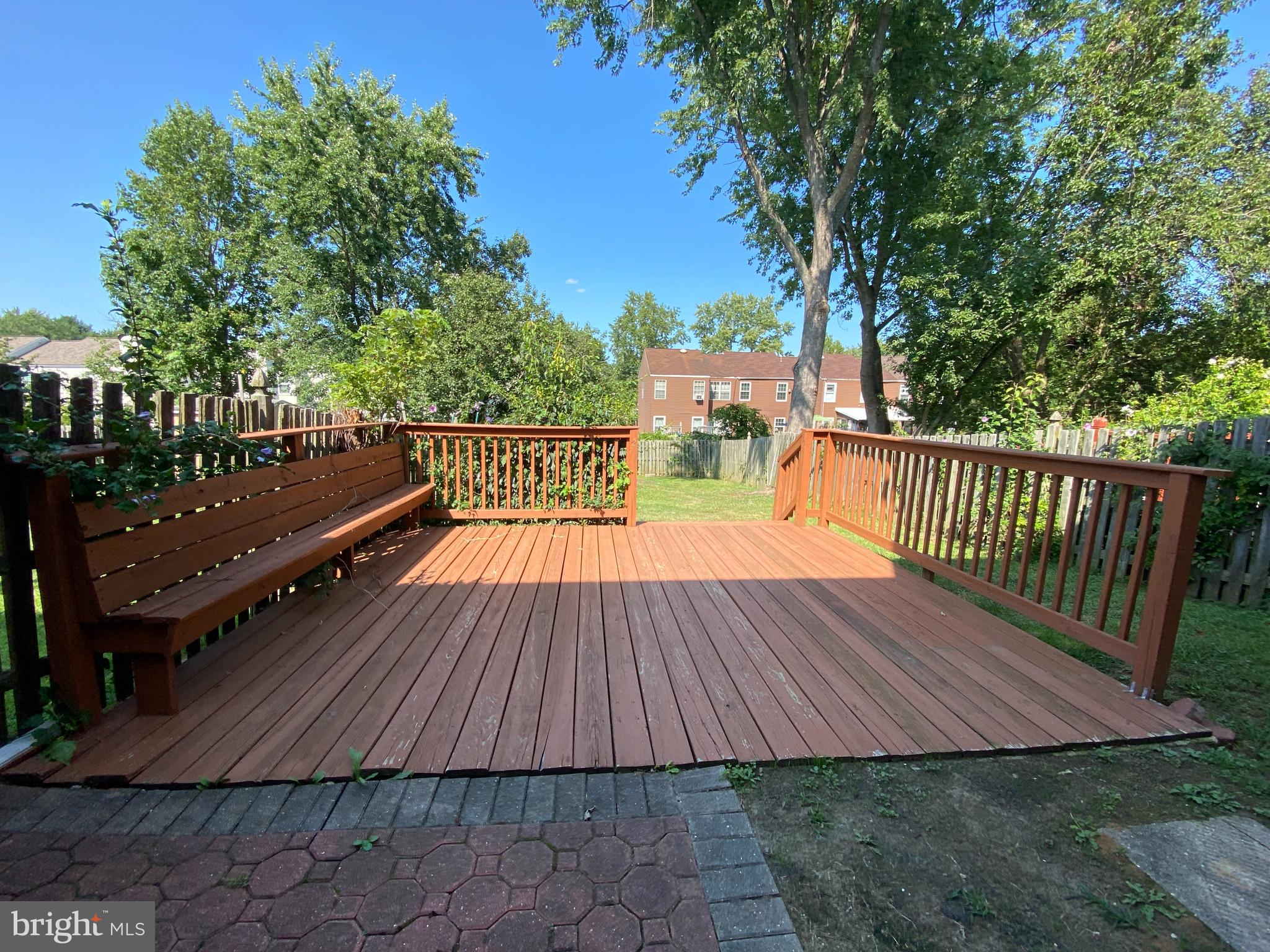 70 OAKCREST LANE