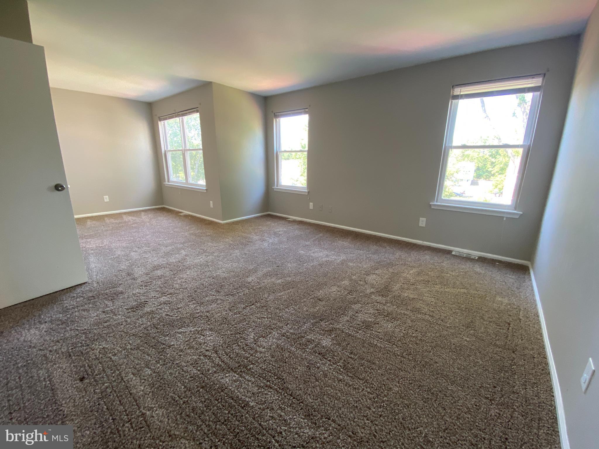 70 OAKCREST LANE