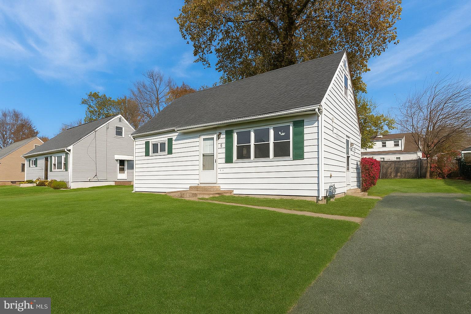 205 STARLING LANE