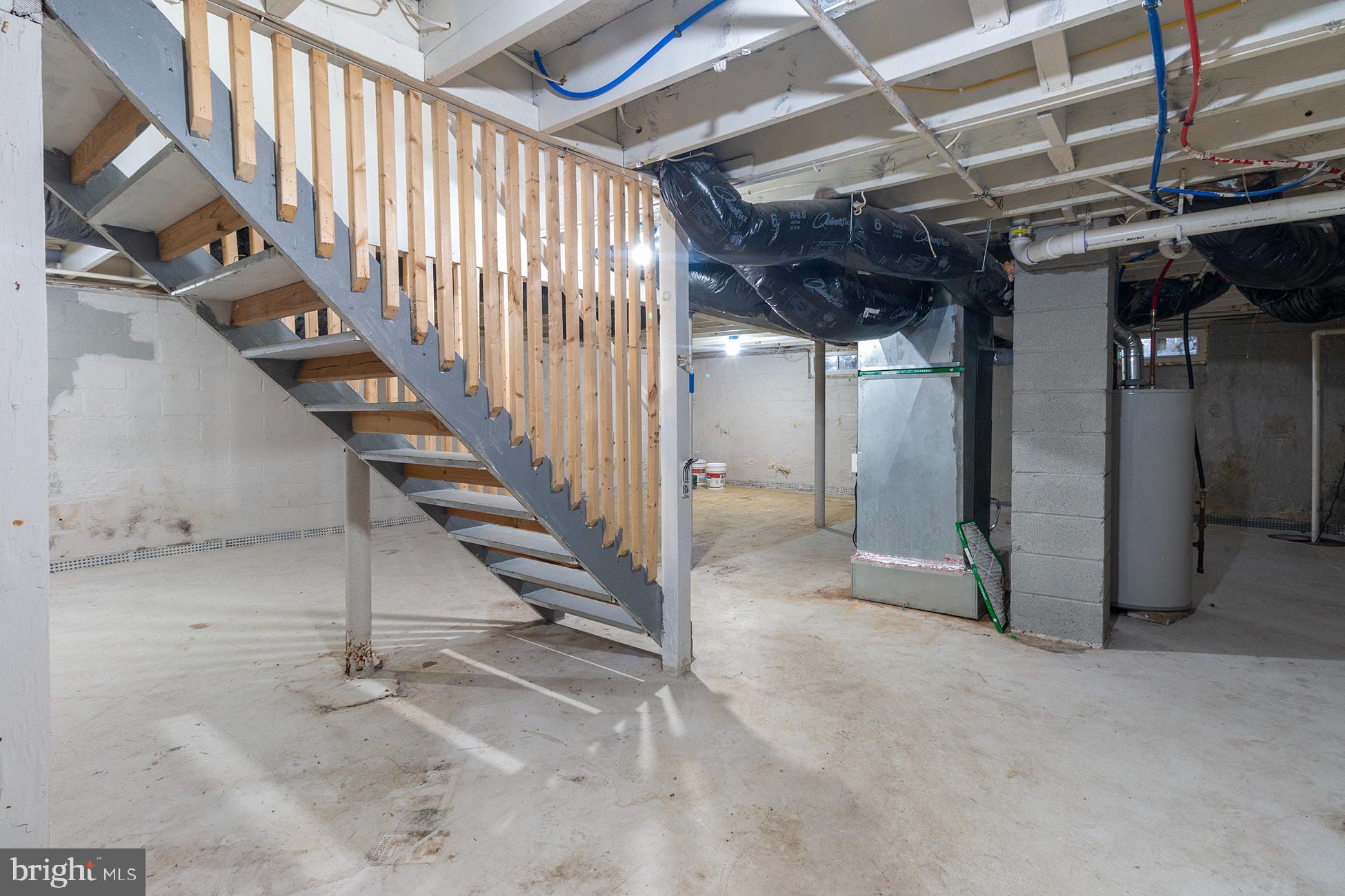 205 STARLING LANE