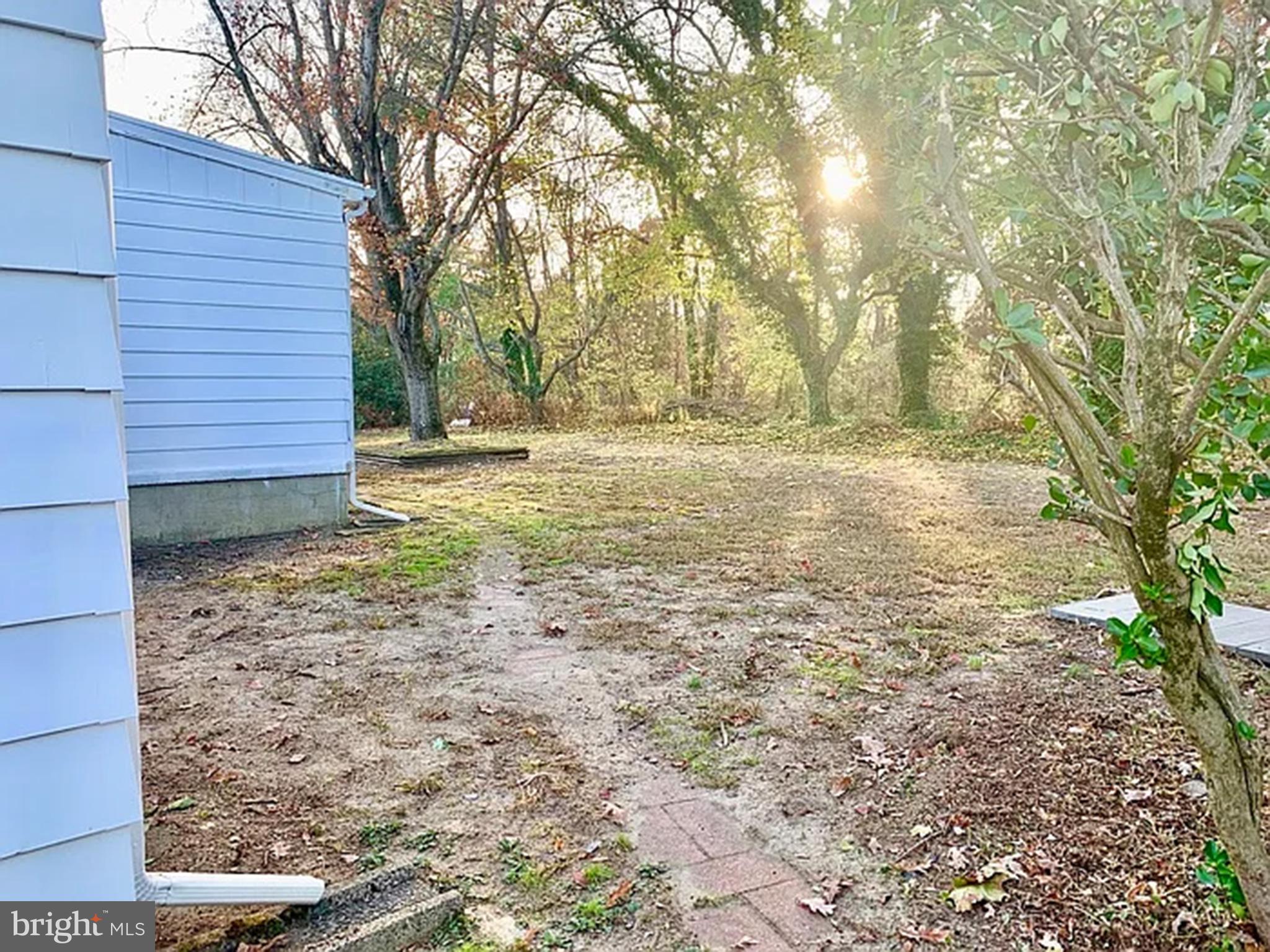 1136 RAE DRIVE