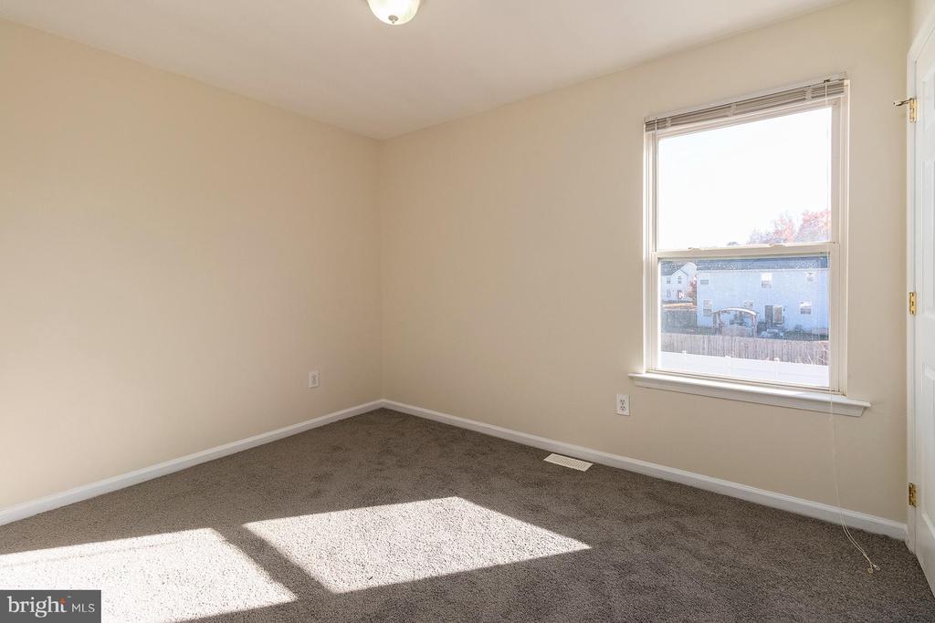 775 AMBER LANE