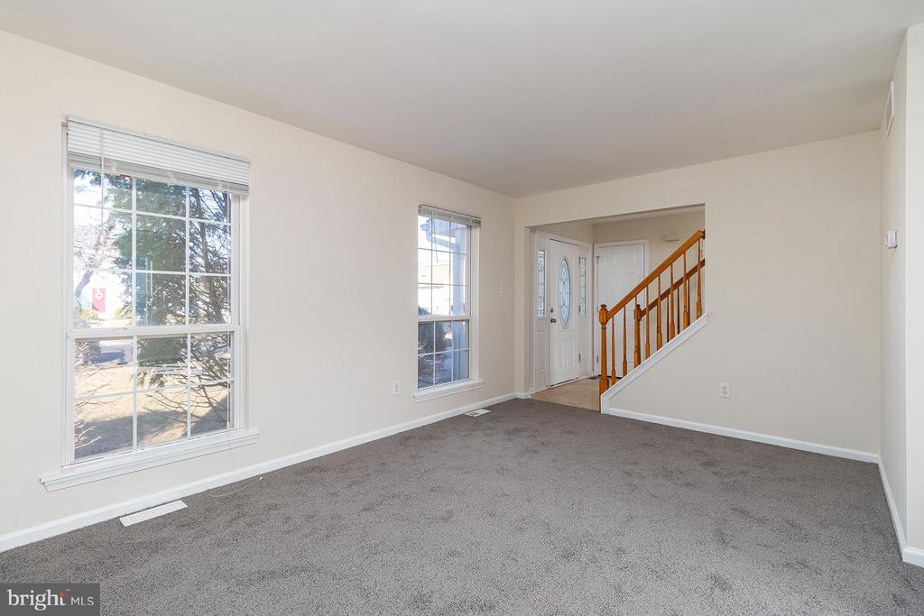 775 AMBER LANE