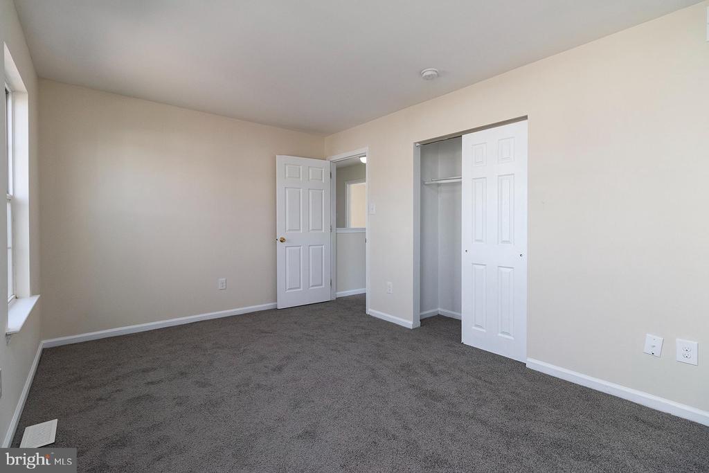 775 AMBER LANE