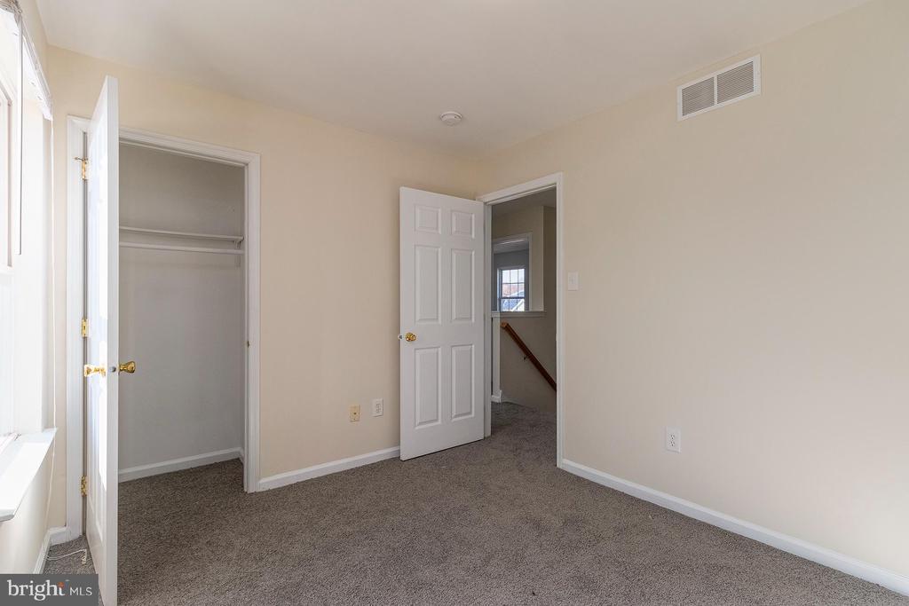 775 AMBER LANE