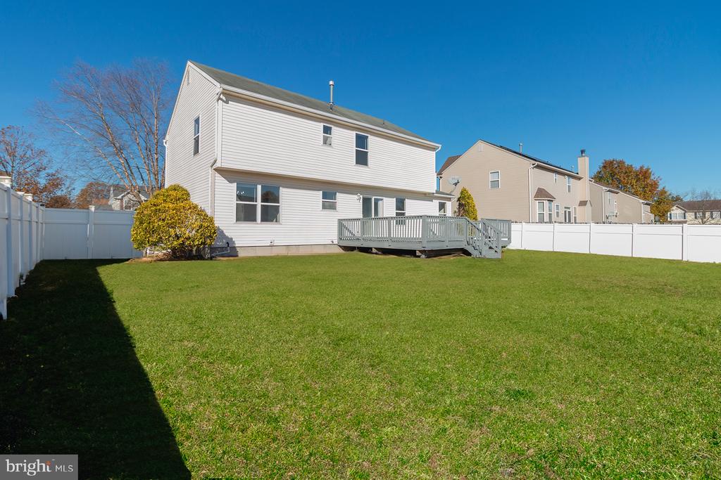 775 AMBER LANE