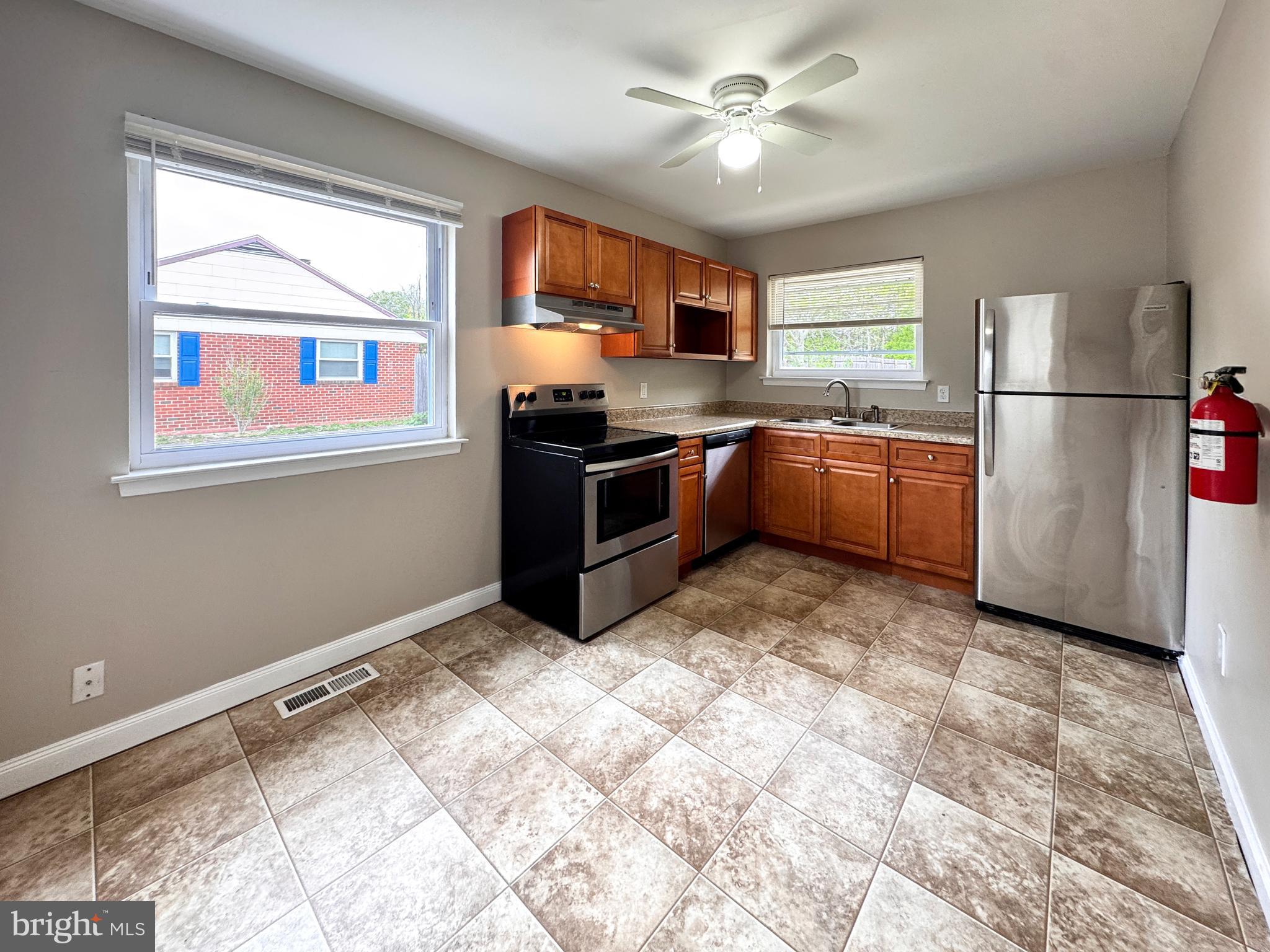 903 SHAR LANE BOULEVARD
