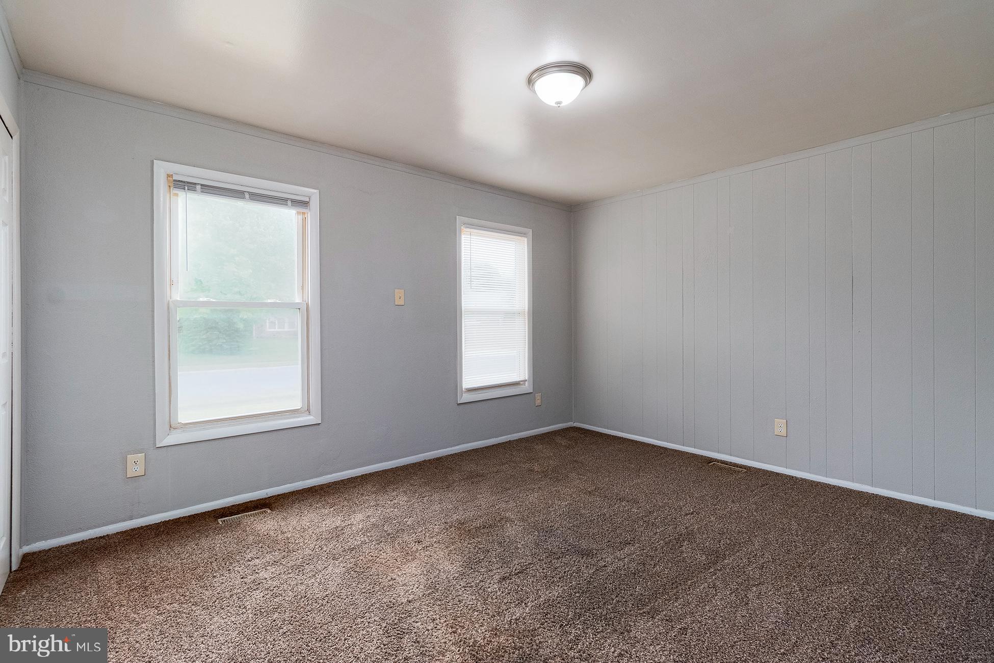 16 ARBOR MEADOW DRIVE