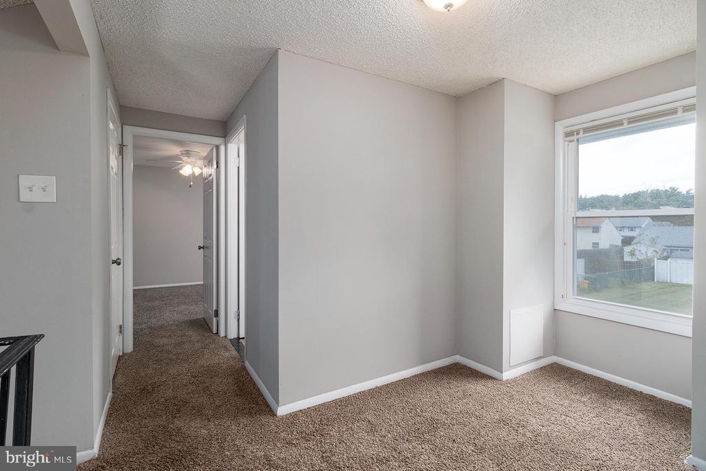 16 ARBOR MEADOW DRIVE