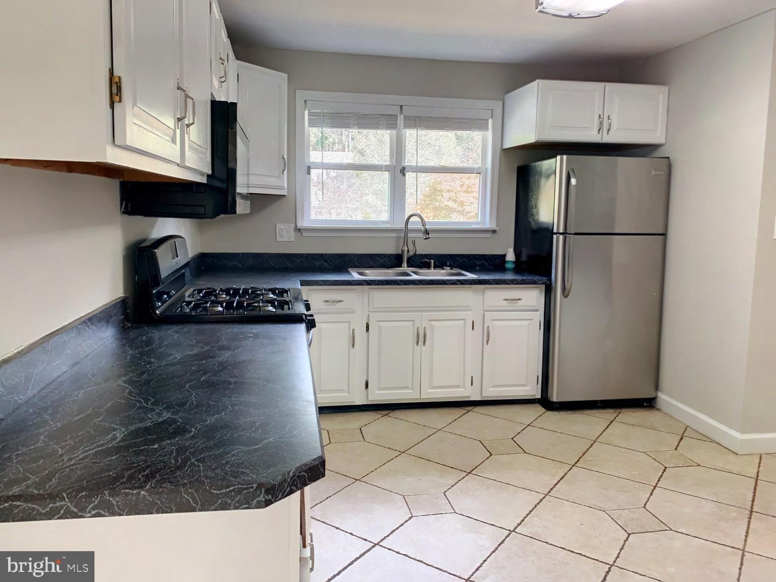 32 SUGARBUSH
