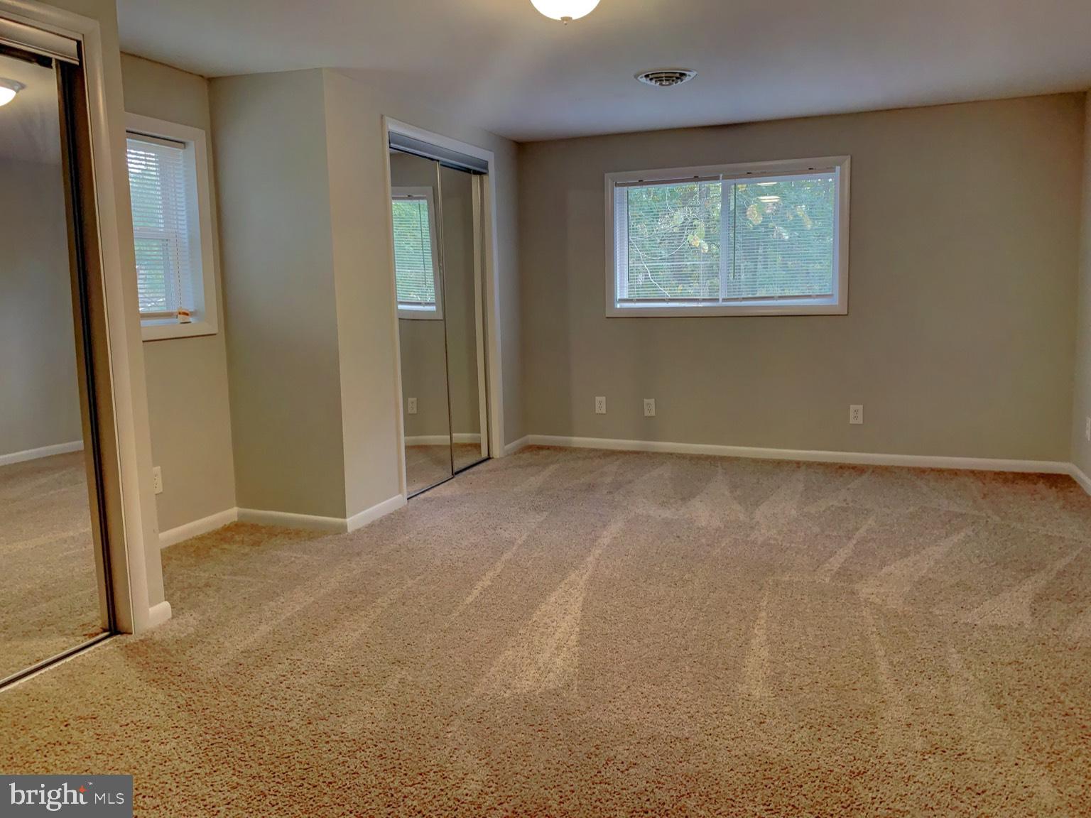 32 SUGARBUSH