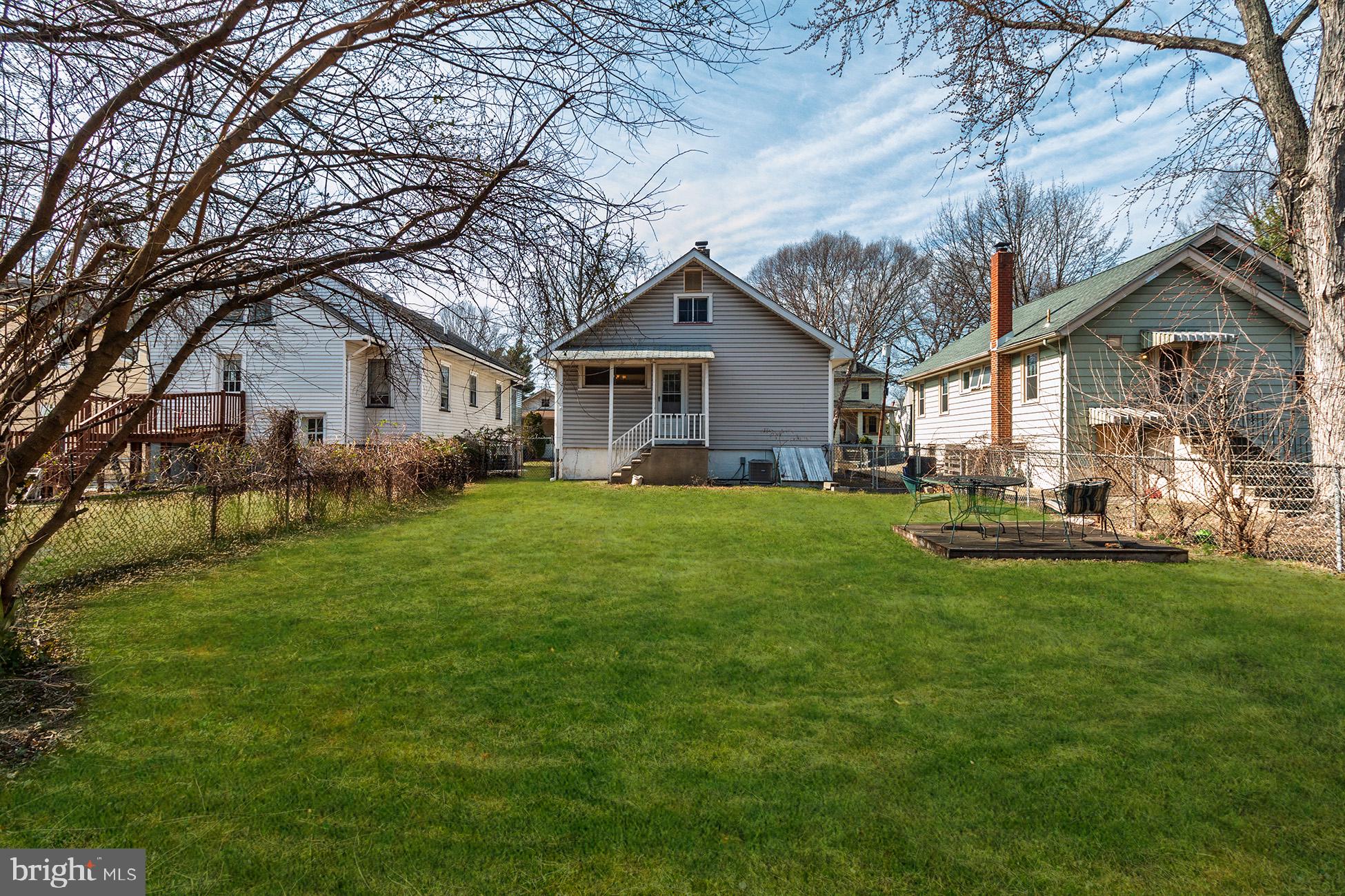 14 W COULTER AVENUE