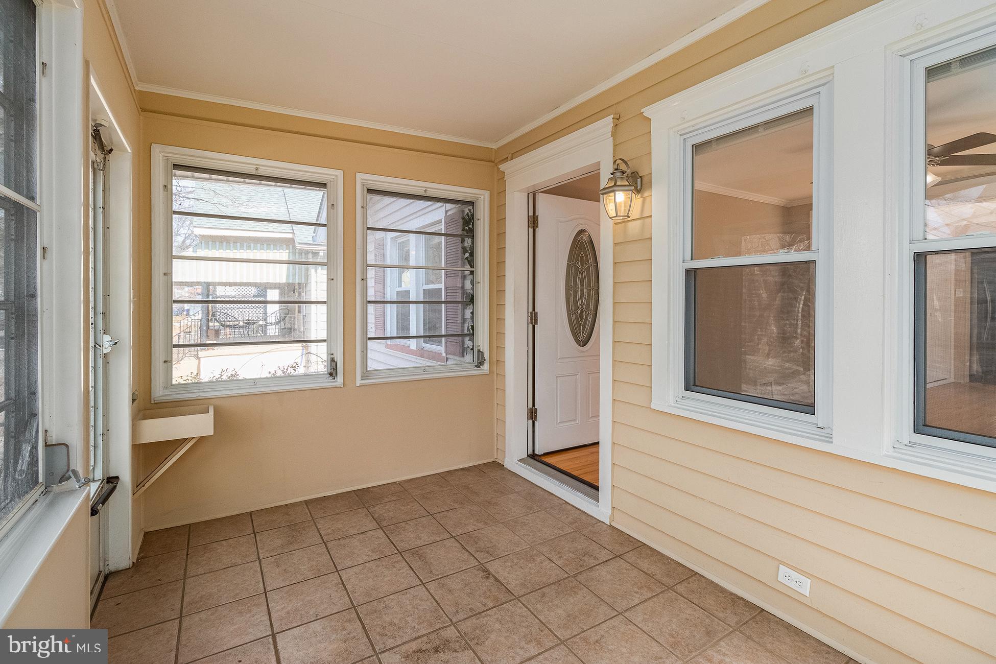 14 W COULTER AVENUE