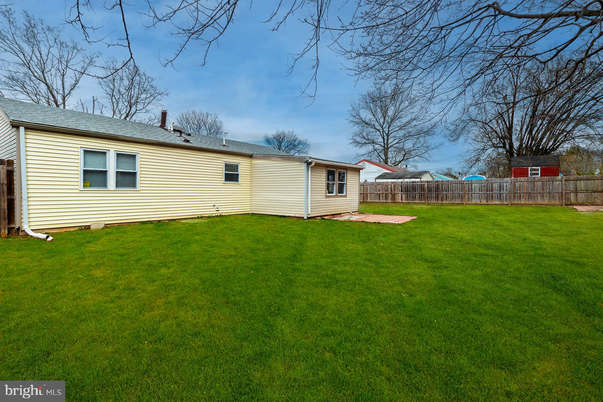 23 INDIAN HILL LANE