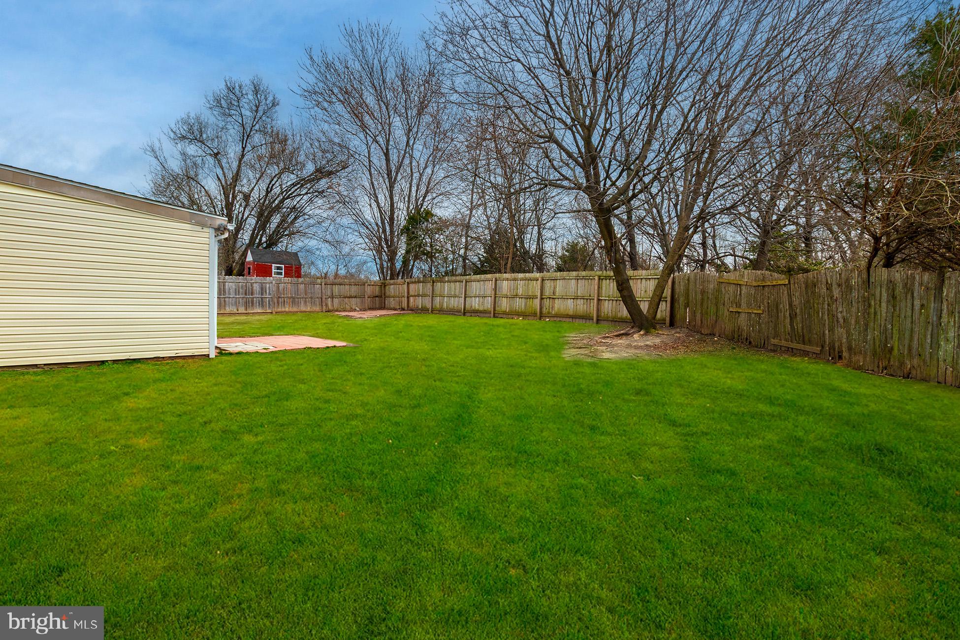 23 INDIAN HILL LANE