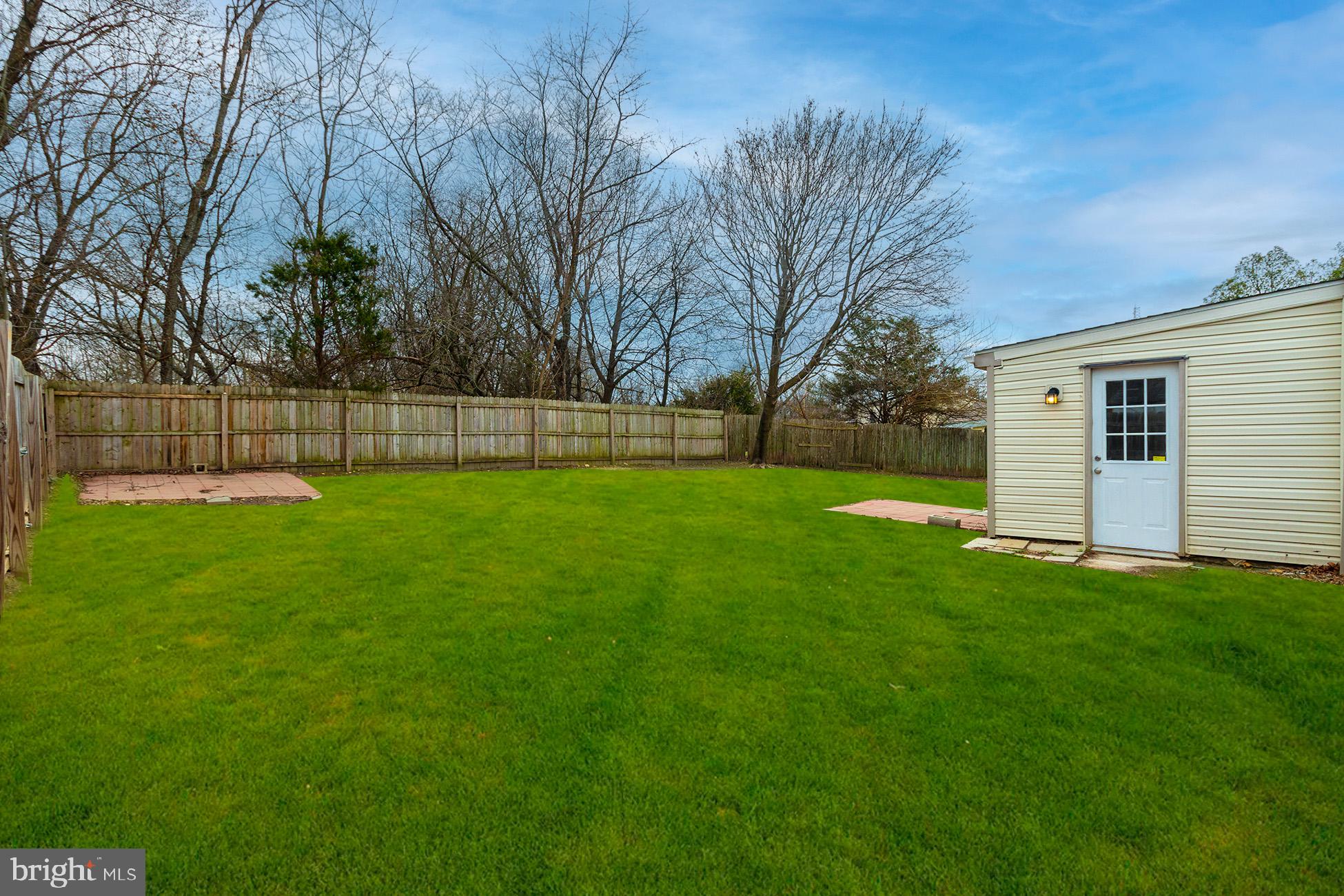 23 INDIAN HILL LANE