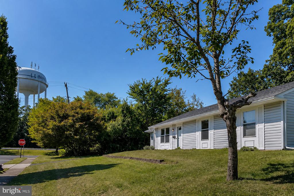 329 COLUMBIA AVENUE
