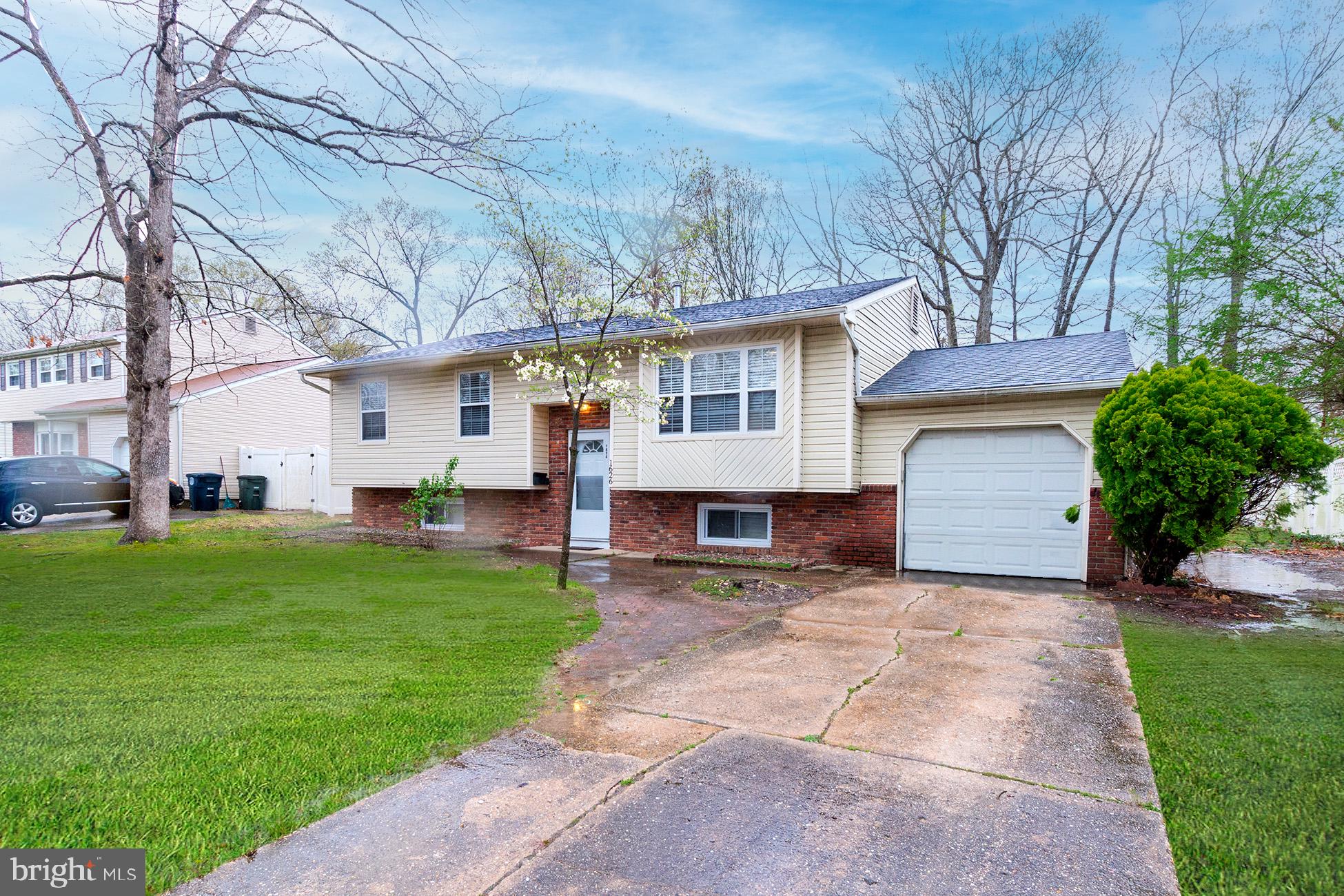 1626 RED OAK ROAD