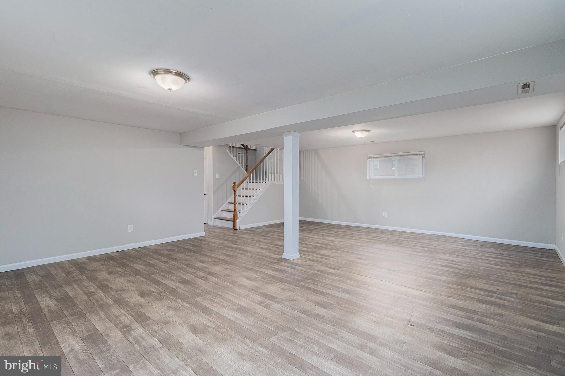 1626 RED OAK ROAD