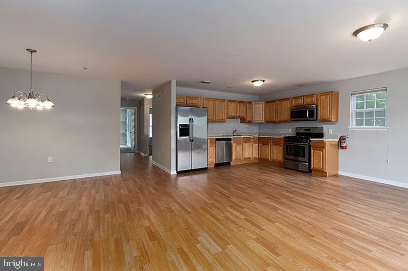 511 SUNFLOWER WAY