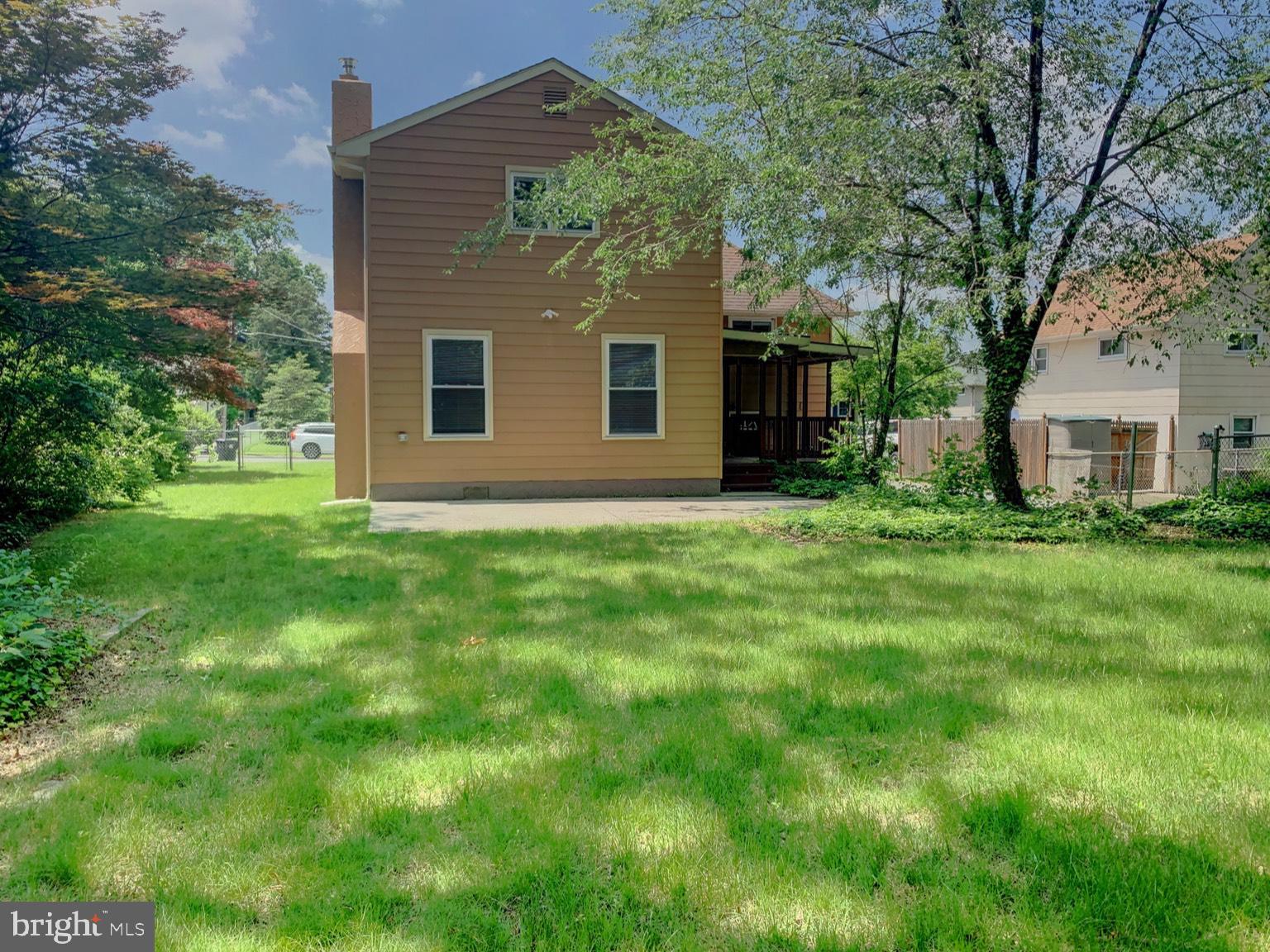 509 SPRUCE AVENUE