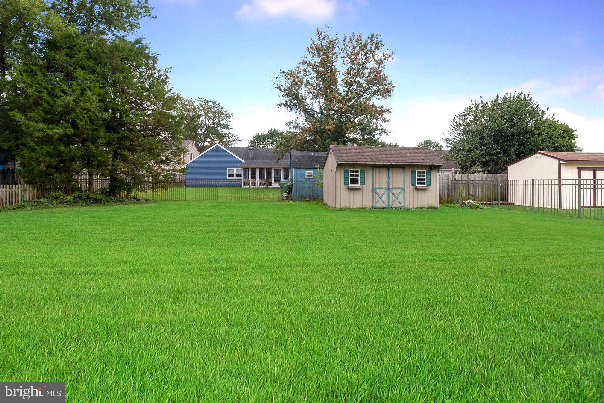 18 DOGWOOD PLACE