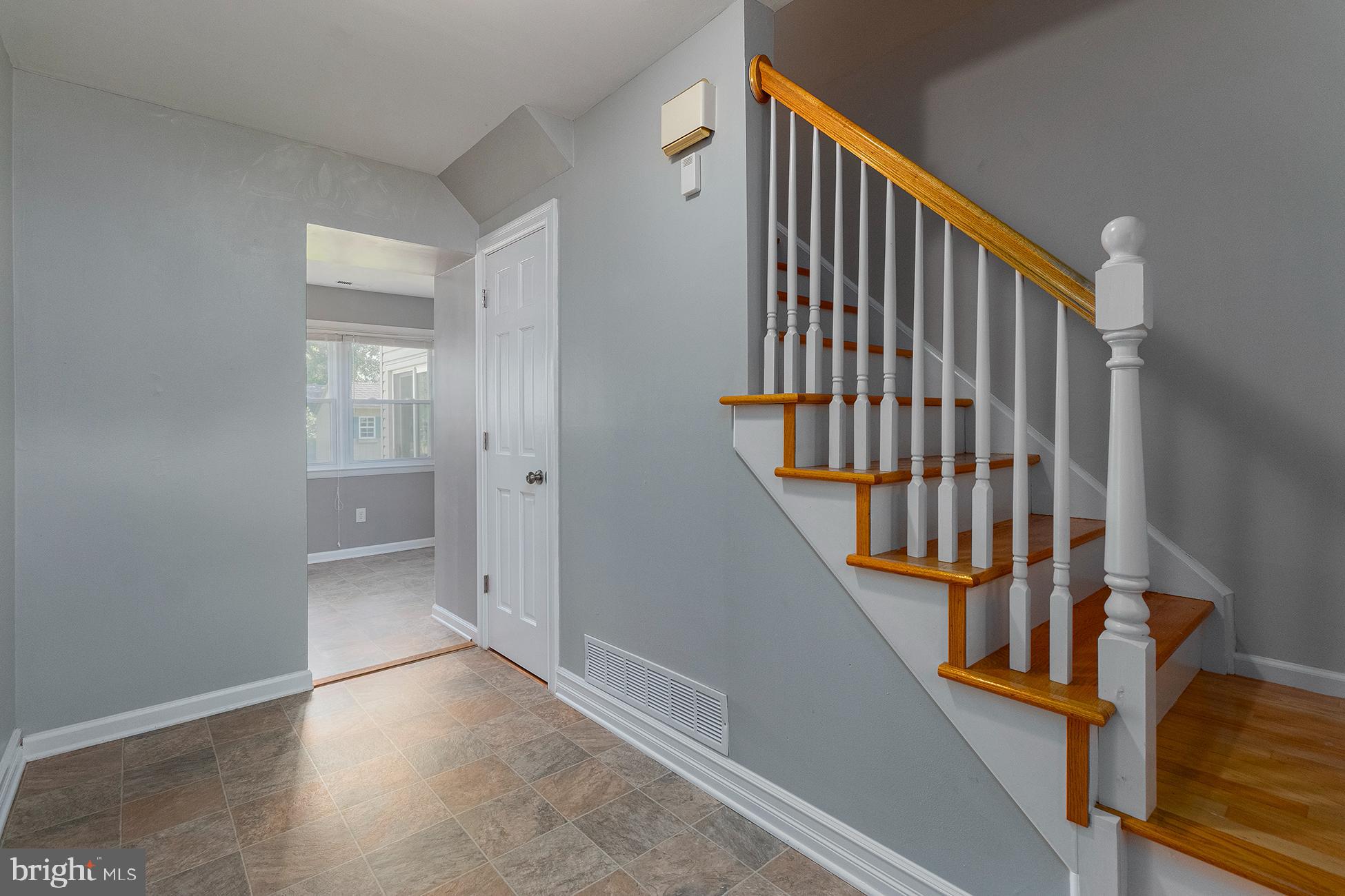 18 DOGWOOD PLACE