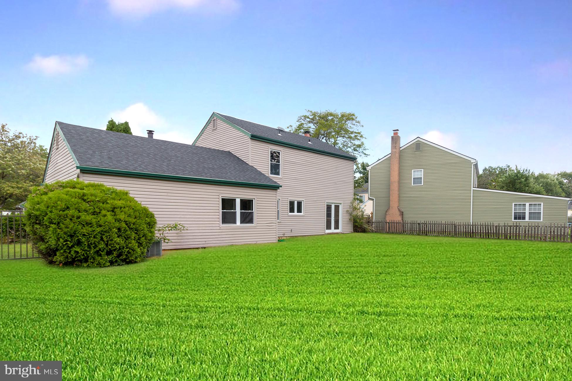 18 DOGWOOD PLACE