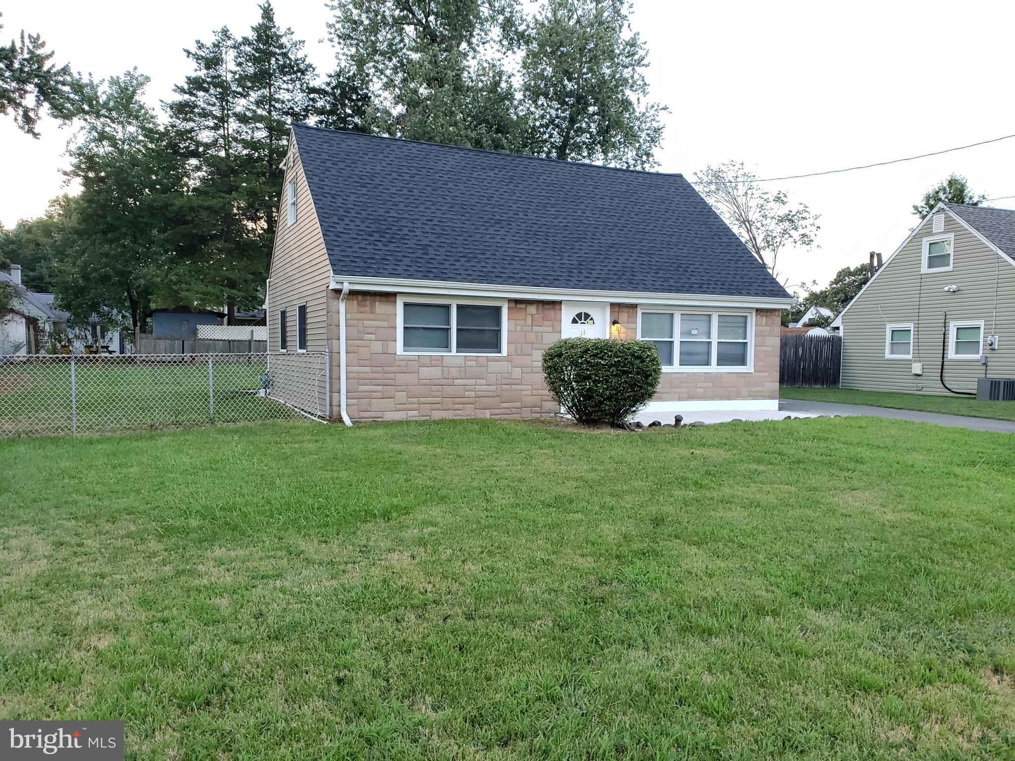 11 WALTON AVENUE